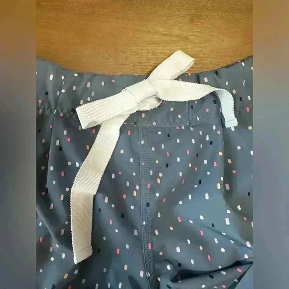 Lululemon spring break away shorts- confetti cake - Picture 6 of 10